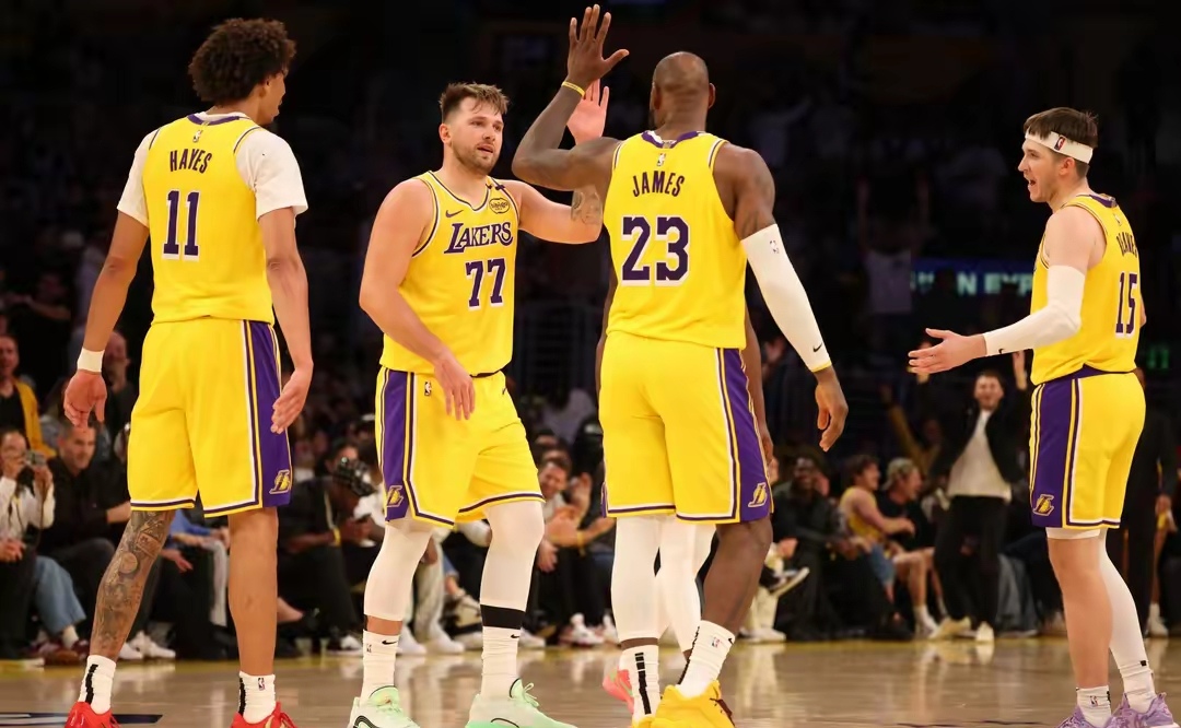 开云体育APP下载包含费德勒赛事官方发布挺进下一轮新规，湖人争议不断！的词条